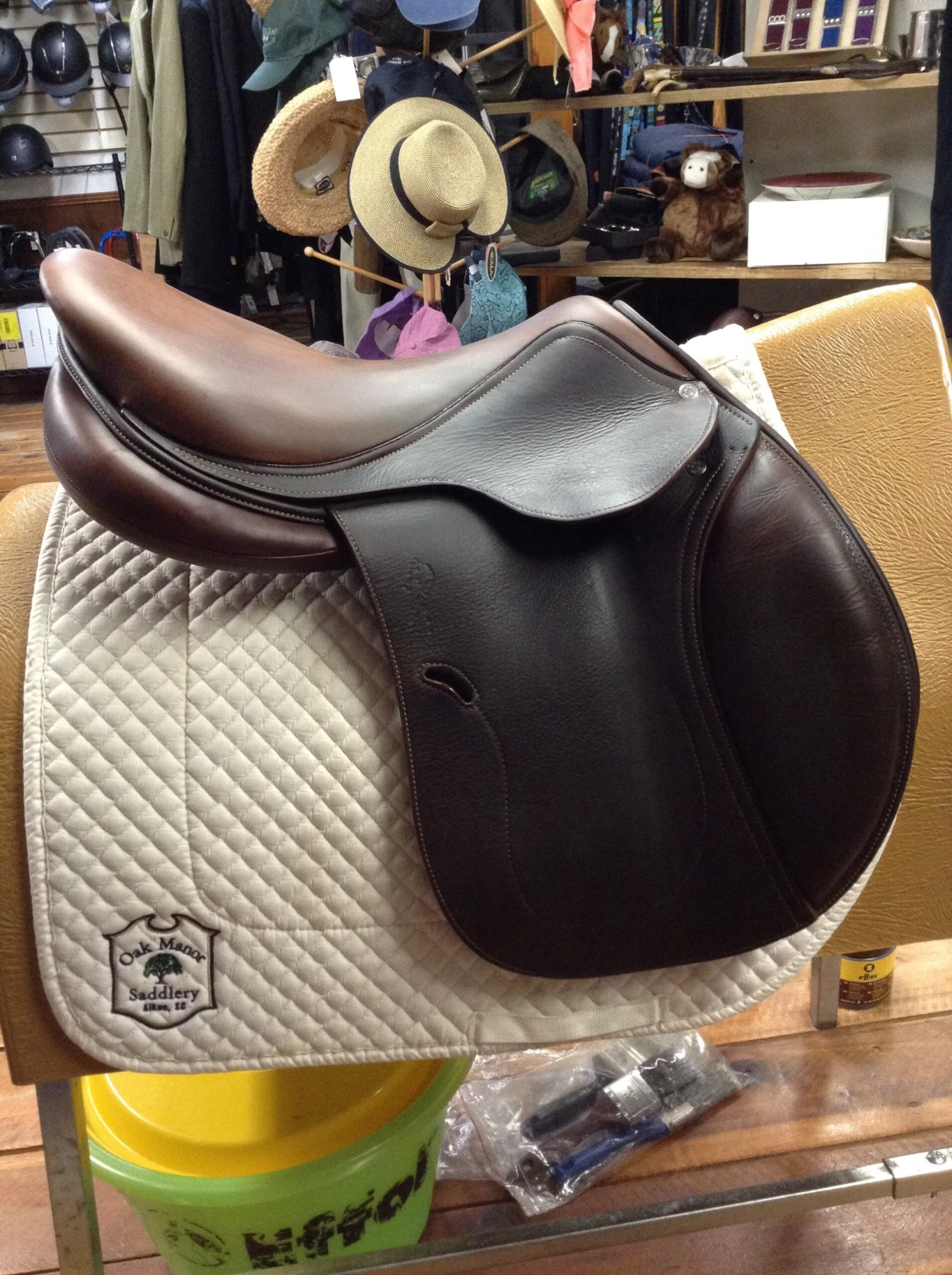 Antares Evolution Wide Tree Jump Saddle - 17" 2 Antares Evolution Wide Tree Jump Saddle - 17" - Image 2