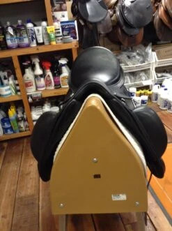PDS Carl Hester Collection Monoflap Dressage Saddle -Equestrian Supplies IMG 4306