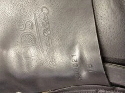 PDS Carl Hester Collection Monoflap Dressage Saddle -Equestrian Supplies IMG 4307