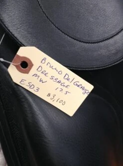 Bruno Delgrange Dressage Saddle - 18" -Equestrian Supplies IMG 4343