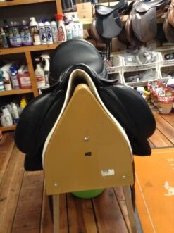 SOLD Custom Saddlery Icon Flight Dressage Saddle SOLD -Equestrian Supplies IMG 4419