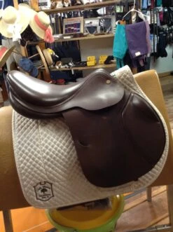 Prestige Archimede 2 Jump Saddle - 16" -Equestrian Supplies IMG 4495