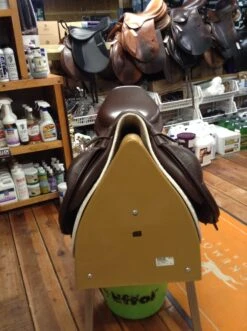 Prestige Archimede 2 Jump Saddle - 16" -Equestrian Supplies IMG 4496