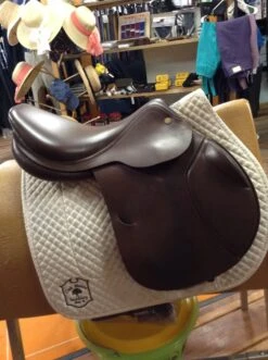 Prestige Archimede 2 Jump Saddle - 16" -Equestrian Supplies IMG 4499