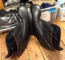 Black Country Tex Eventer - 19" -Equestrian Supplies IMG 4622