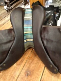 SOLD - Voltaire Palm Beach Jump Saddle 2017 - 17" -Equestrian Supplies IMG 4632