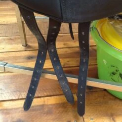 Albion SLK Dressage Saddle - 17.5" -Equestrian Supplies IMG 4891