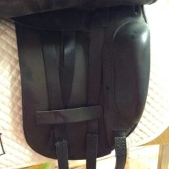 Albion SLK Dressage Saddle - 17.5" -Equestrian Supplies IMG 4899