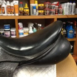 County Solution Jump Saddle - 17.5" -Equestrian Supplies IMG 4939