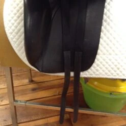 2020 Stubben 1894 Dressage Saddle - 17.5" -Equestrian Supplies IMG 4974