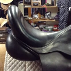 Cardanel Dressage Saddle - 17.5" -Equestrian Supplies IMG 5048