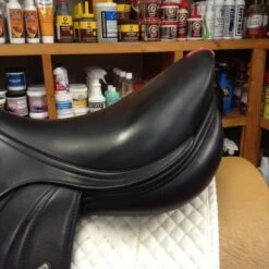 Equipe EK-GO Jump Saddle - 17.5" -Equestrian Supplies IMG 5056