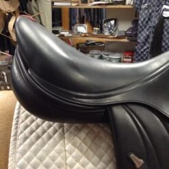 Equipe EK-GO Jump Saddle - 17.5" -Equestrian Supplies IMG 5063