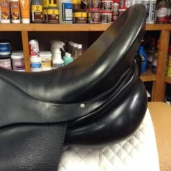 Albion Platinum Ultima Dressage Saddle - 17.5" -Equestrian Supplies IMG 5073
