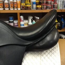 Stubben D Euphoria Dressage Saddle - 17" -Equestrian Supplies IMG 5089