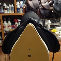 Stubben D Euphoria Dressage Saddle - 17" -Equestrian Supplies IMG 5093