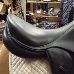 2012 Devoucoux Chiberta Monoflap - 18" 25 2012 Devoucoux Chiberta Monoflap - 18" -Equestrian Supplies IMG 5129