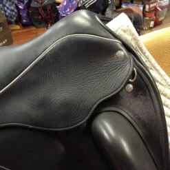 SOLD - Custom Saddlery Wolfgang Solo Dressage Saddle - 18" -Equestrian Supplies IMG 5144