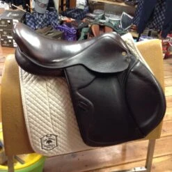 SOLD M Toulouse Premia Jump Saddle - 18" -Equestrian Supplies IMG 5161