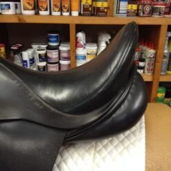 Cliff Barnsby Dressage Saddle Anky Bonfire - 17.5" -Equestrian Supplies IMG 5171