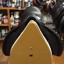 Cliff Barnsby Dressage Saddle Anky Bonfire - 17.5" -Equestrian Supplies IMG 5176