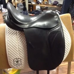 Cliff Barnsby Dressage Saddle Anky Bonfire - 17.5" -Equestrian Supplies IMG 5177