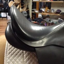 Cliff Barnsby Dressage Saddle Anky Bonfire - 17.5" -Equestrian Supplies IMG 5179