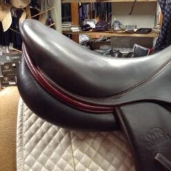 2013 Devoucoux Chiberta Monoflap Jump Saddle- 17.5" -Equestrian Supplies IMG 5194