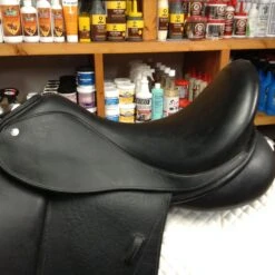 Custom Saddlery Revolution Dressage Saddle - 17" -Equestrian Supplies IMG 5251