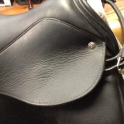 Custom Saddlery Revolution Dressage Saddle - 17" -Equestrian Supplies IMG 5257