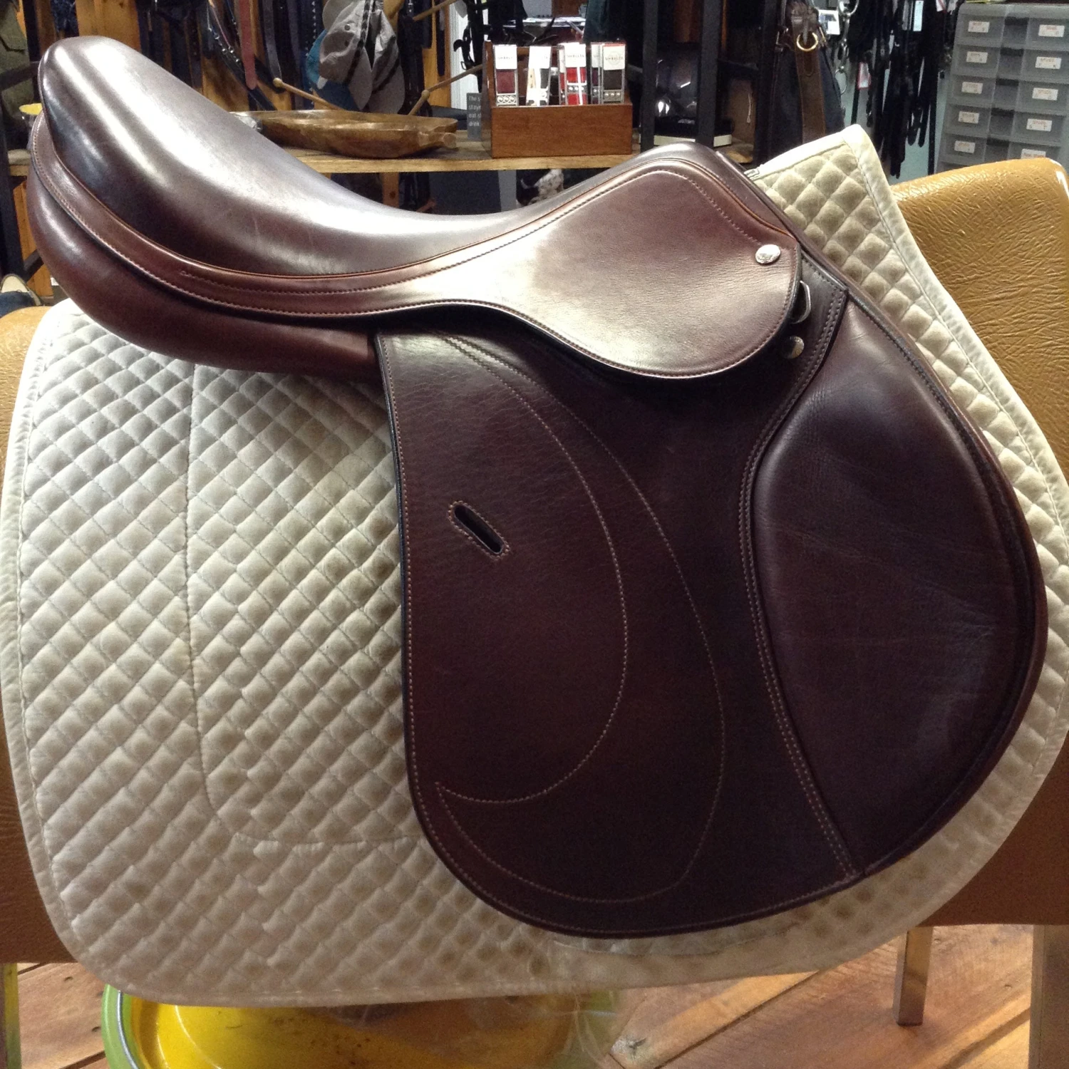 Equipe Expression Jump Saddle - 17.5" 9 Equipe Expression Jump Saddle - 17.5" - Image 9