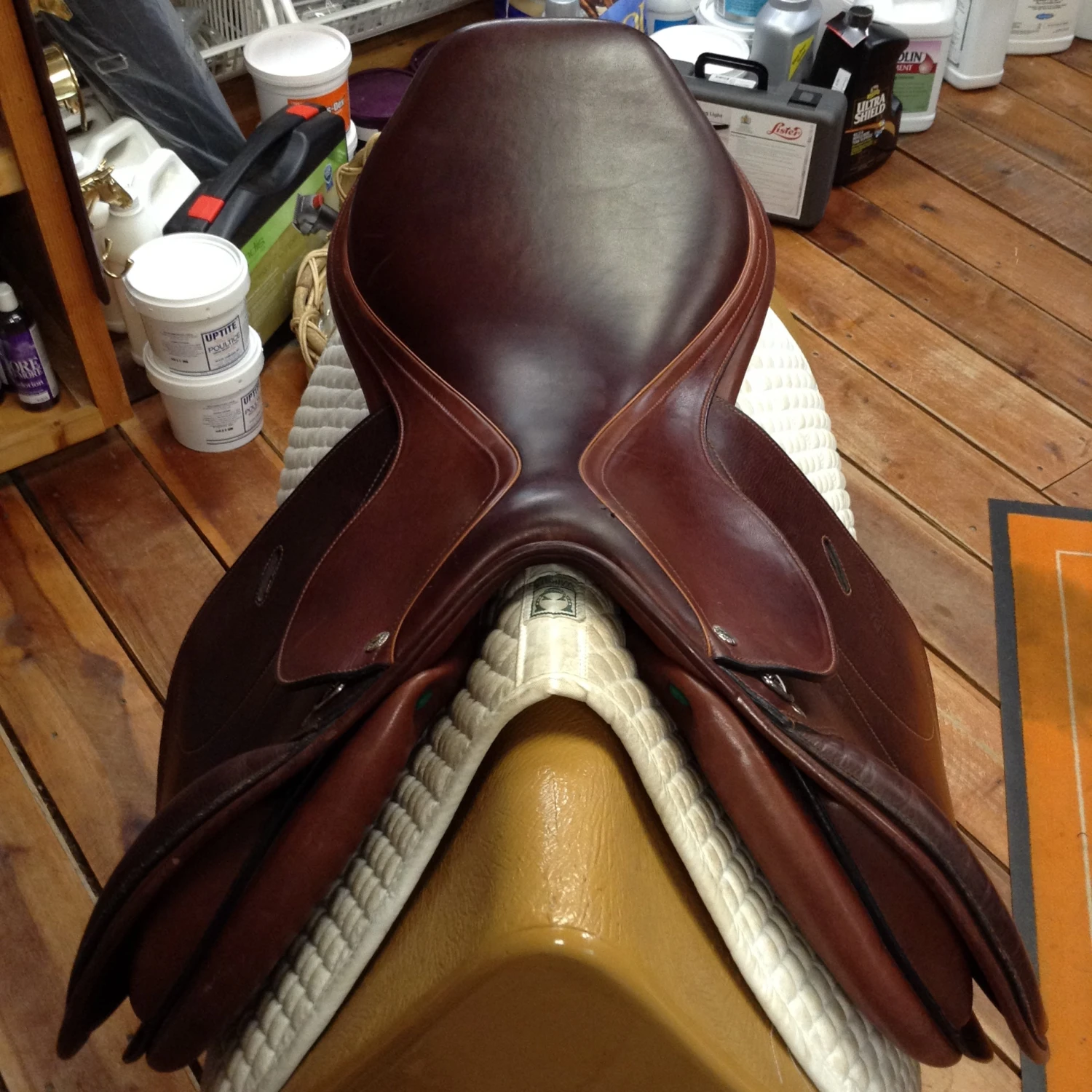 Equipe Expression Jump Saddle - 17.5" 7 Equipe Expression Jump Saddle - 17.5" - Image 7