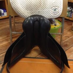 Ideal Dressage Saddle - 17" -Equestrian Supplies image 70576f35 a438 4be1 aa30 e8f9ab57856c