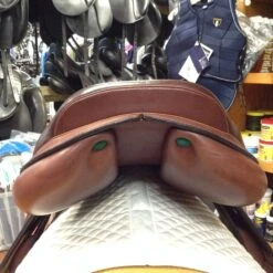 Equipe Expression Jump Saddle - 17.5" 31 Equipe Expression Jump Saddle - 17.5" -Equestrian Supplies image 7359ca5d 0179 4376 9632 07fe60670d2c