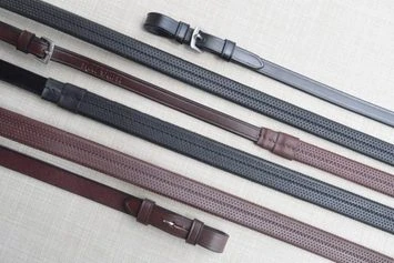 Red Barn Rubber Reins 1 Red Barn Rubber Reins